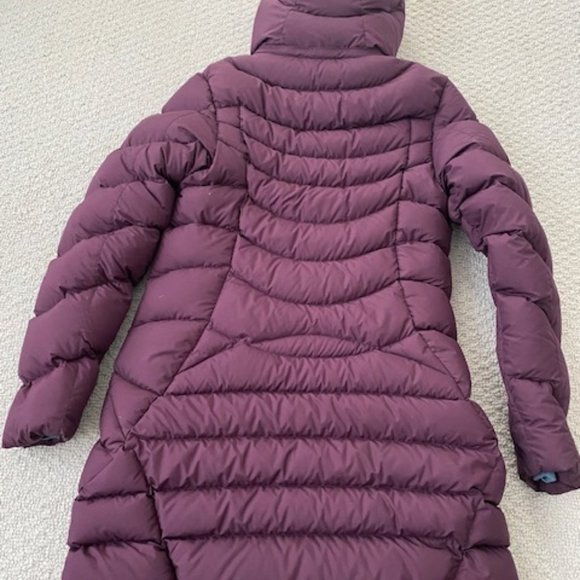 Kathmandu down coat for sale! ( 500 down fill) - Picture 3 of 13
